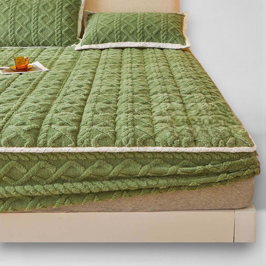 CloudNest Quilted Fitted Sheet