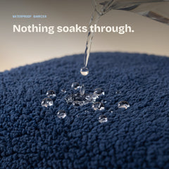 Navy | Nothing soaks through